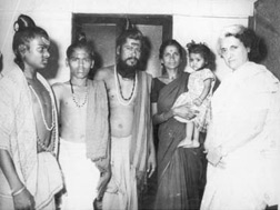 Guruji with Former Prime Minister Indira Gandhi