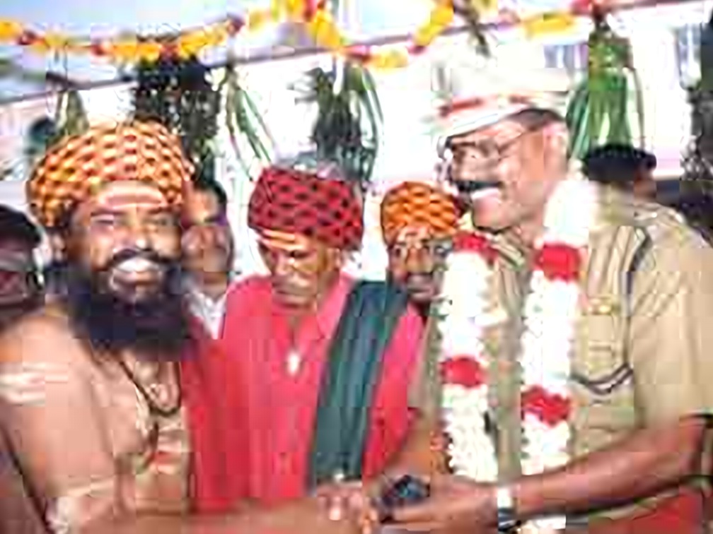 Guruji with Dy Commandant P. Pichaimuthu