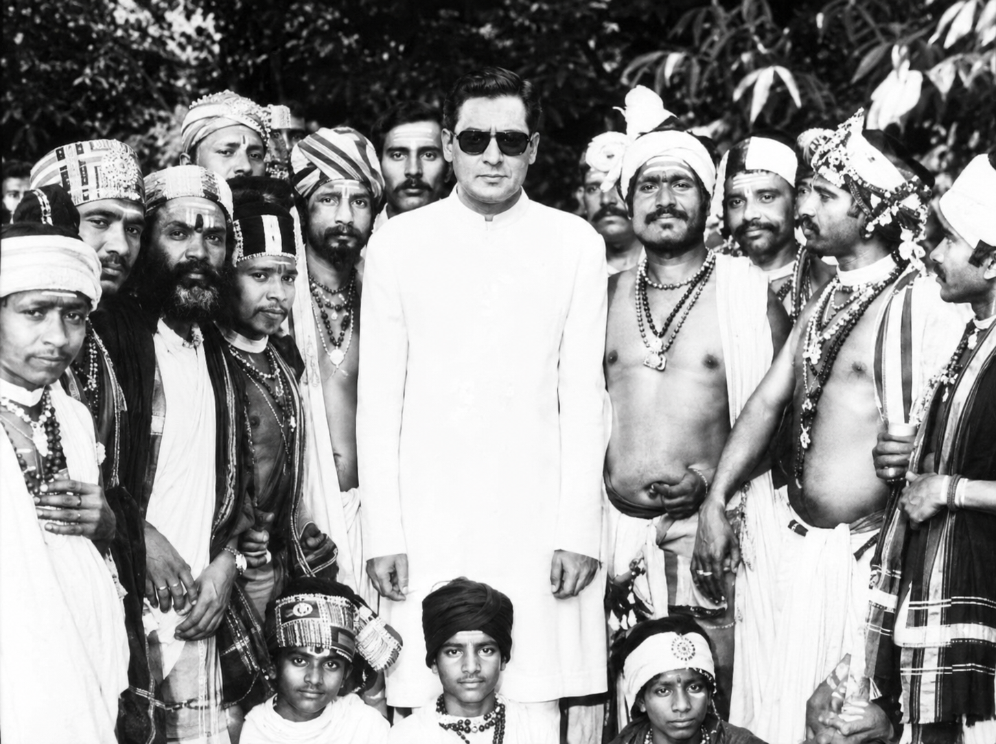 Guruji with Former Prime Minister Rajiv Gandhi
