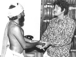 Guruji with filmstars Rajkumar